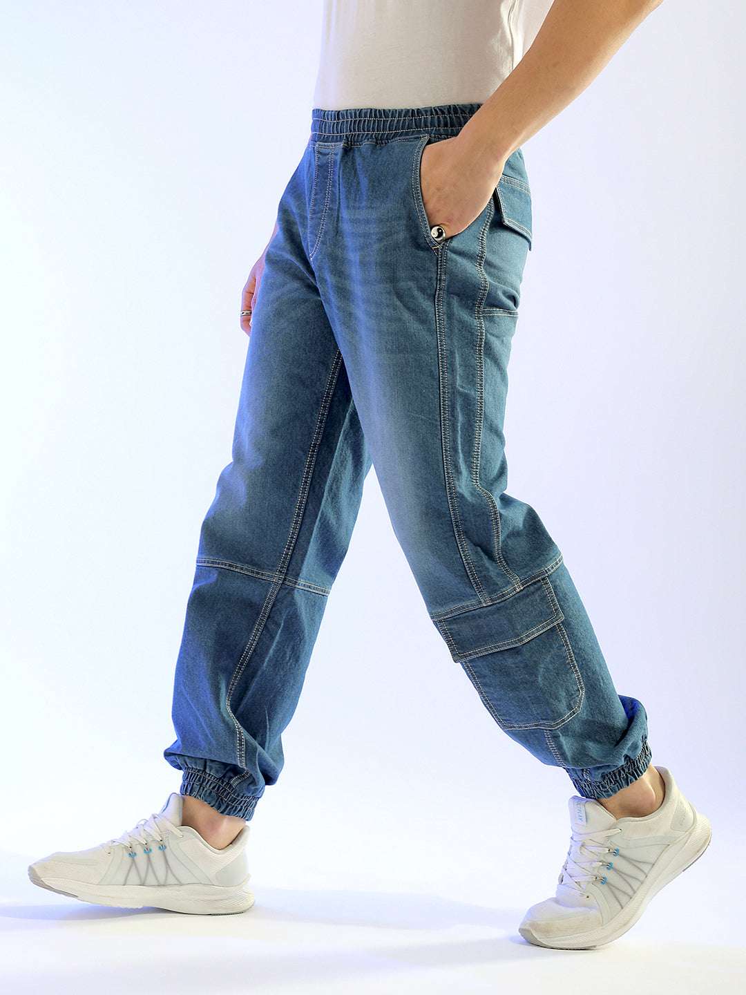 Men's Midnight Blue Loose Fit Solid Street Wear Jeans - Image 4