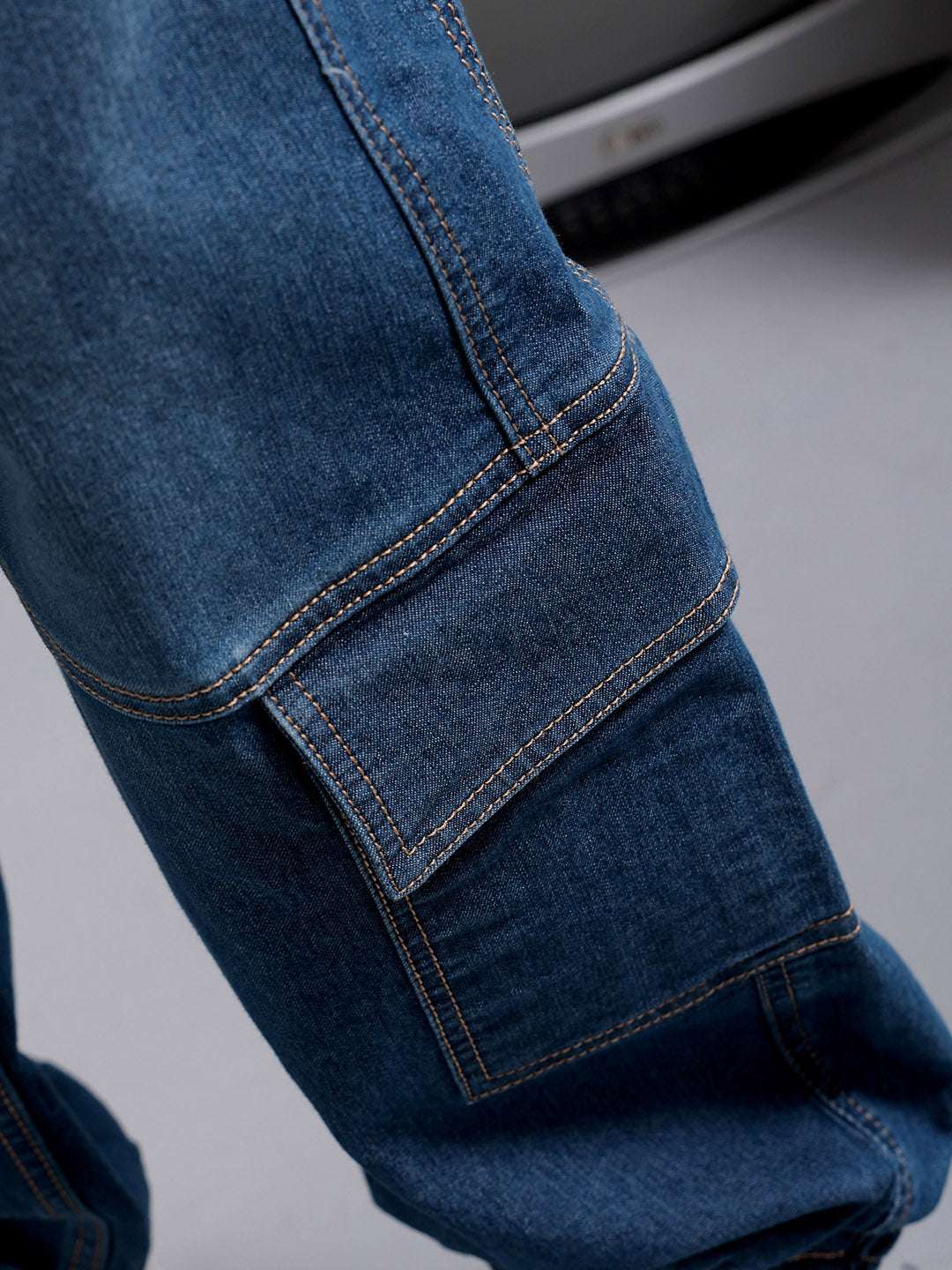 Men's Navy Loose Fit Solid Street Wear Jeans - Image 5