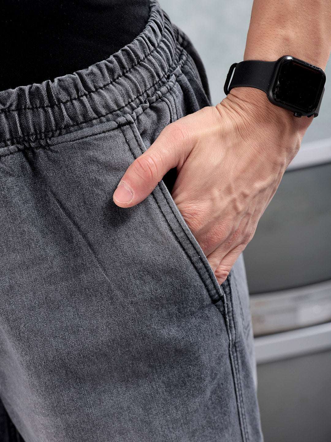 Men's Grey Loose Fit Solid Street Wear Jeans - Image 5