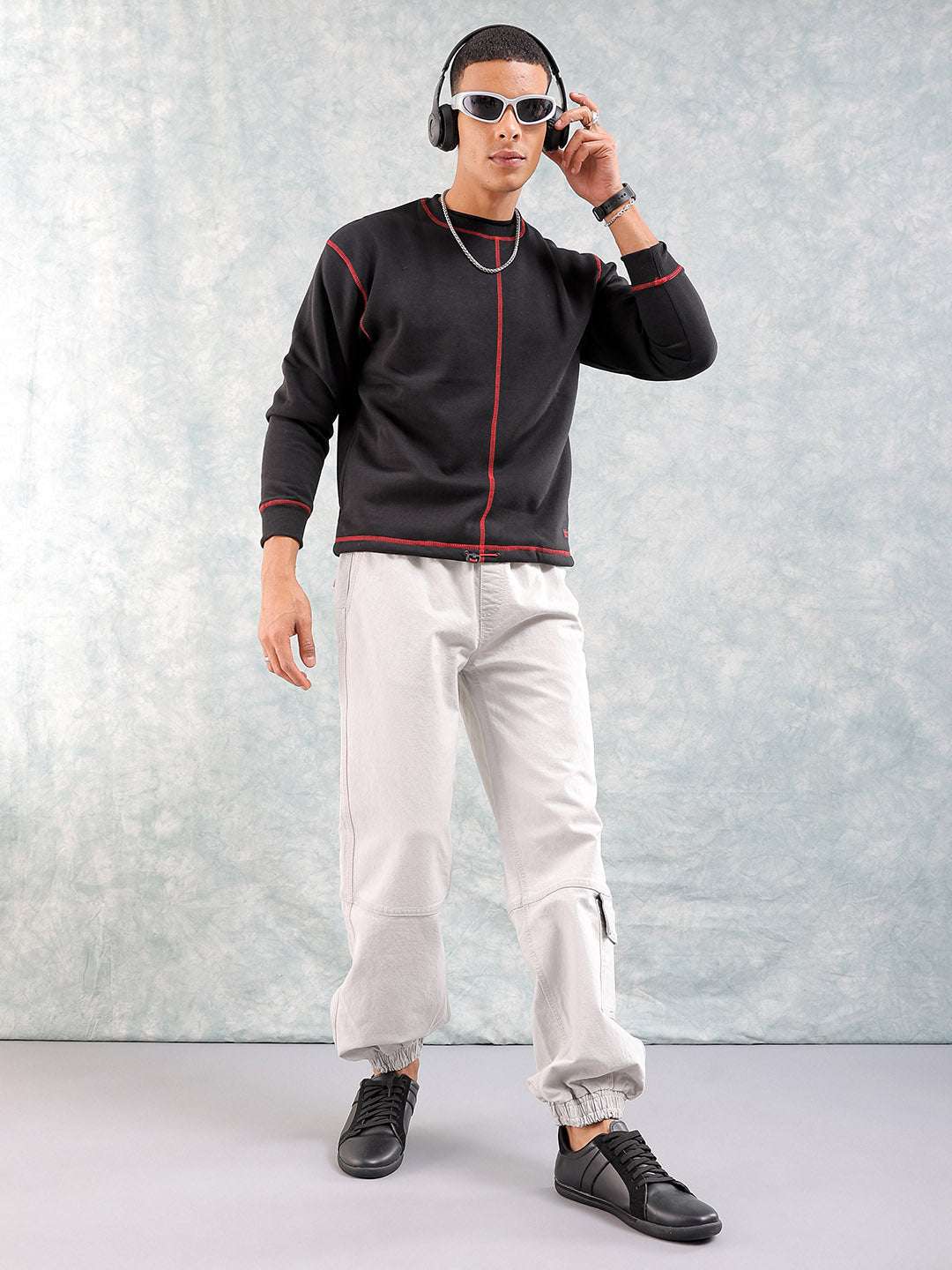 Men's Light Grey Loose Fit Solid Street Wear Jeans - Image 2