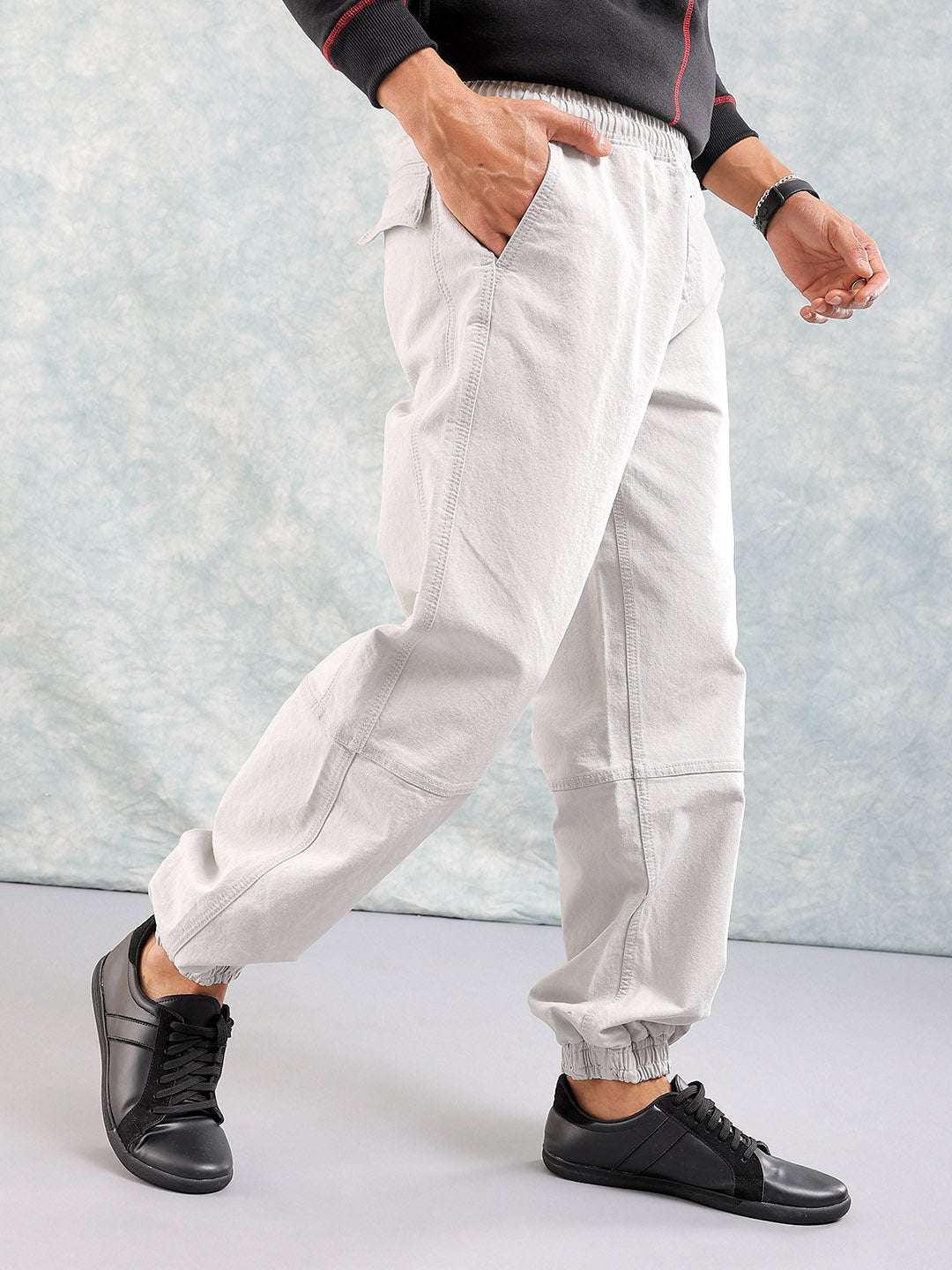Men's Light Grey Loose Fit Solid Street Wear Jeans - Image 3