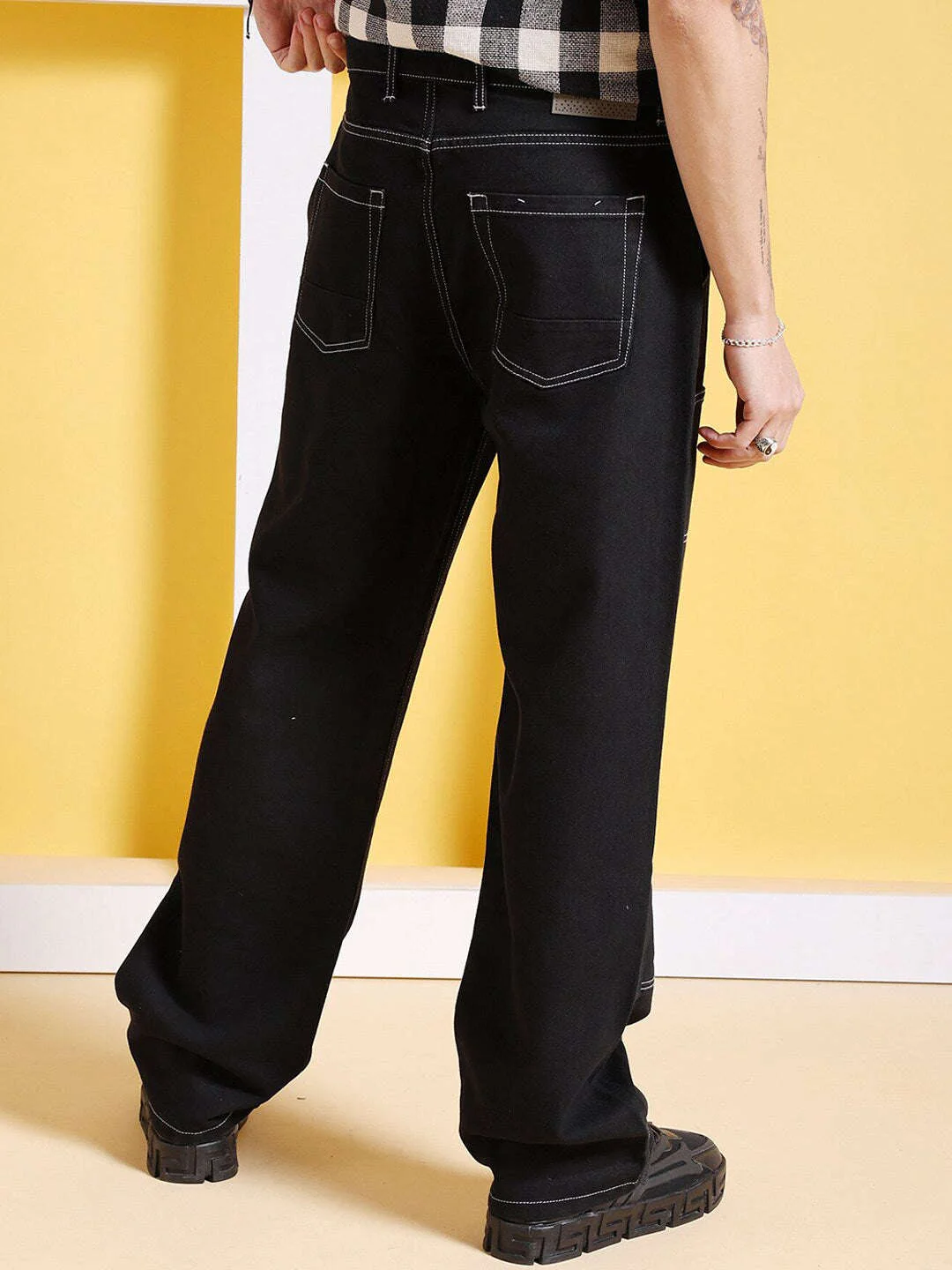 Men's Black Baggy Fit Solid Utility Jeans - Image 3
