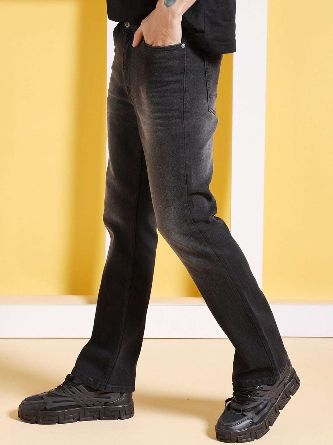Men's Black Bootcut Fit Solid Mid-Rise Stretchable Jeans - Image 2