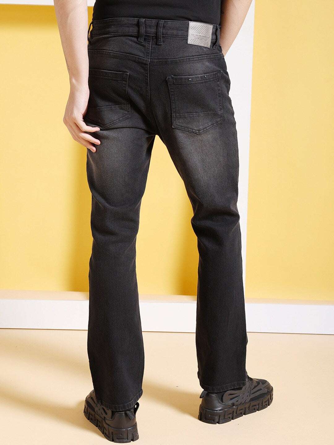 Men's Black Bootcut Fit Solid Mid-Rise Stretchable Jeans - Image 3