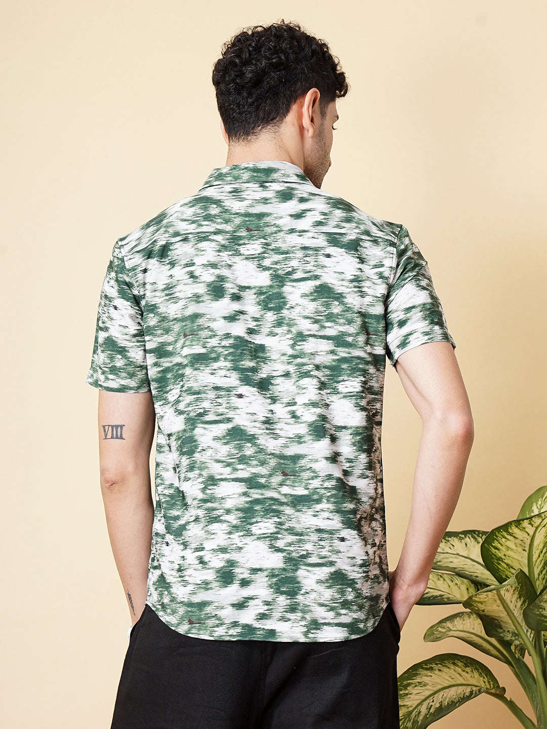 Men's Green Regular Fit Printed Street Wear Shirt - Image 7