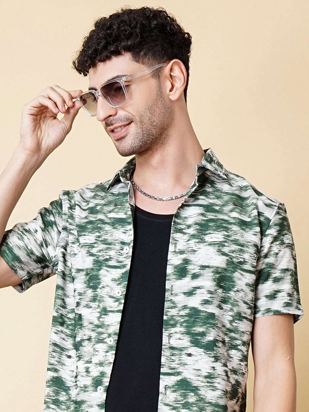 Men's Green Regular Fit Printed Street Wear Shirt - Image 8