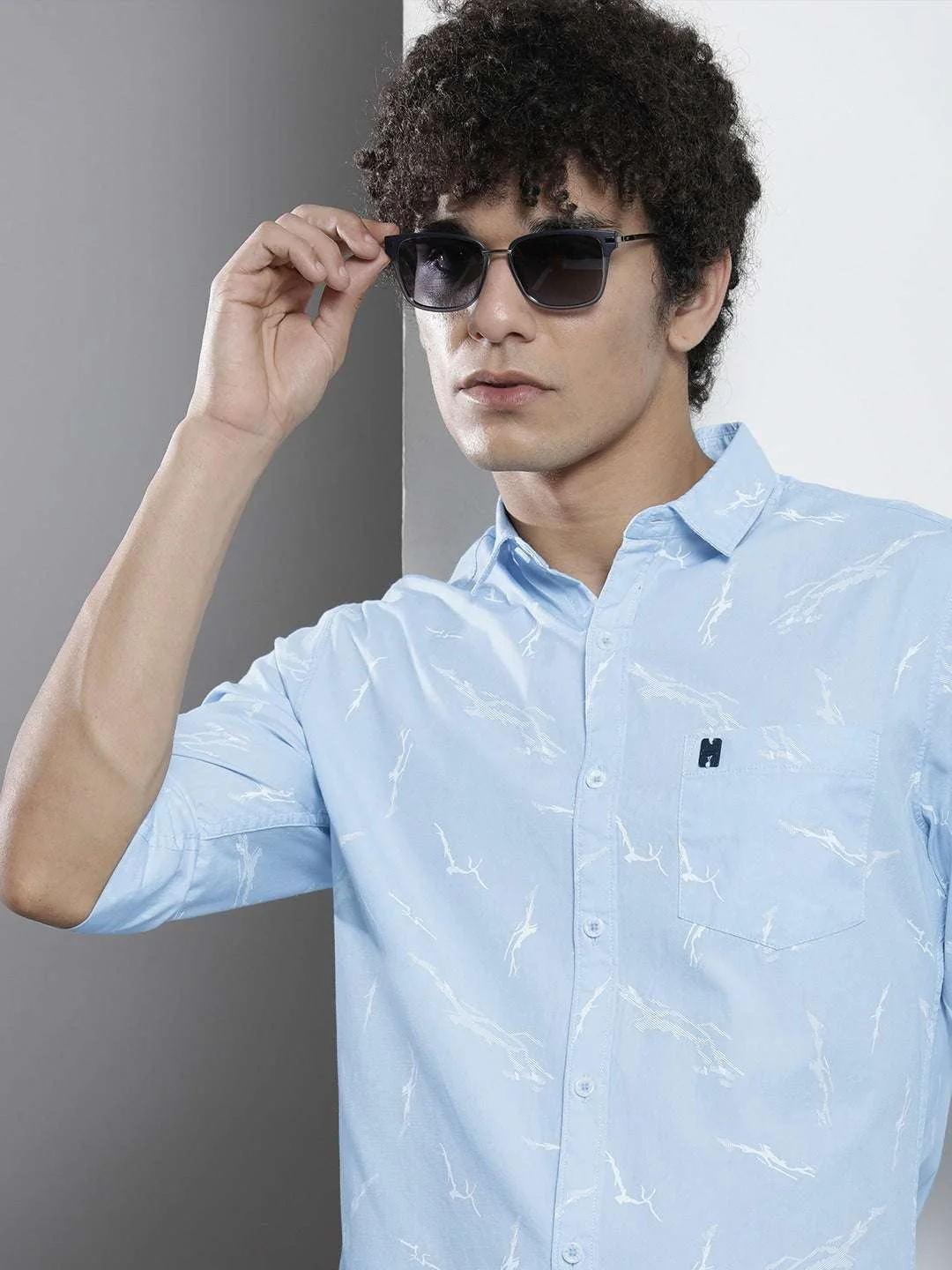 Men's Grey Regular Fit Printed Casual Shirt - Image 2