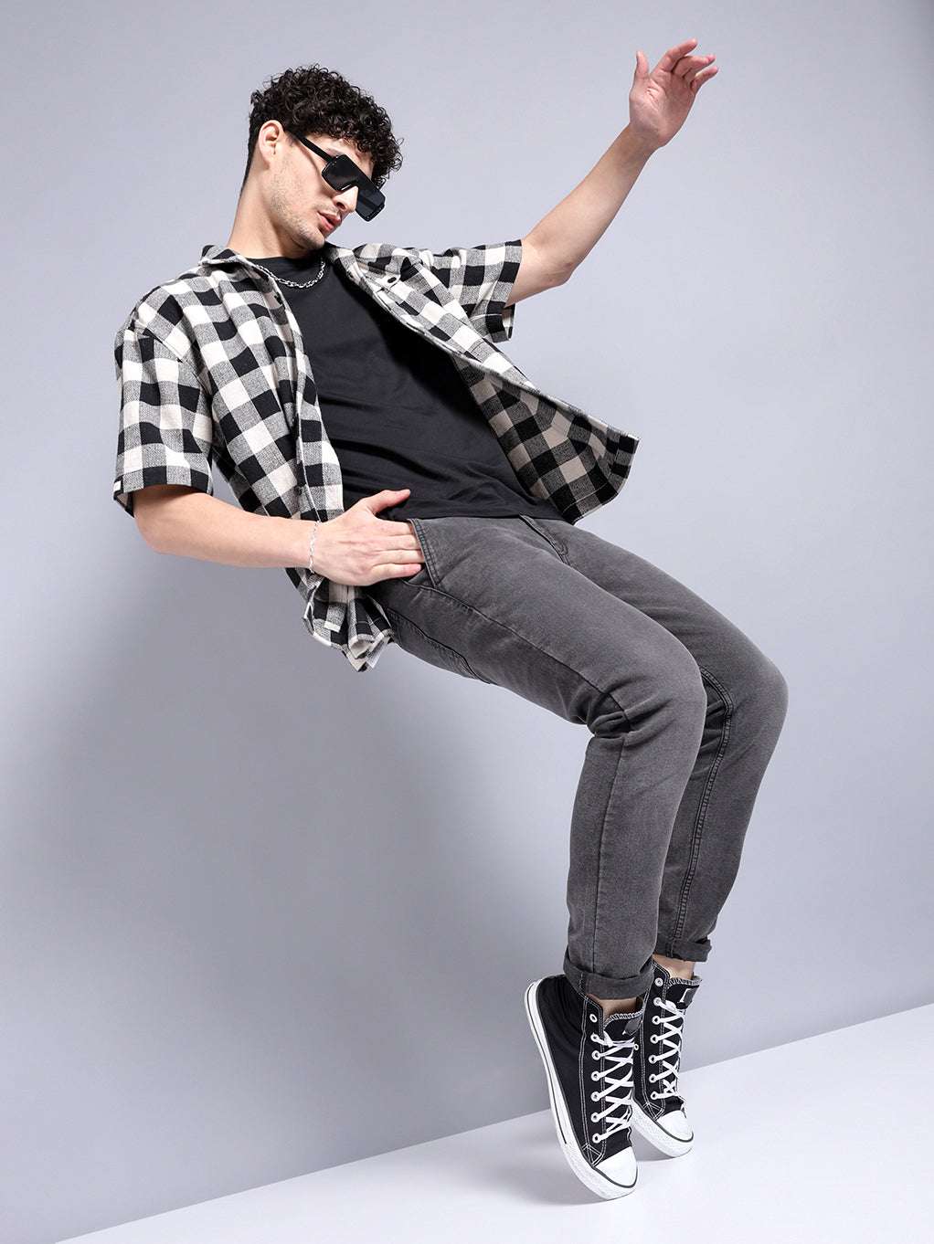 Men's Black Slim Fit Solid Casual Jeans - Image 2