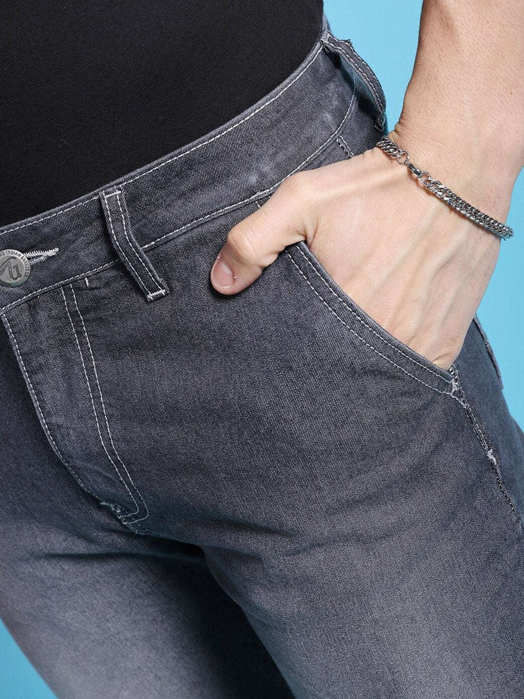Men's Grey Slim Fit Solid Mid-Rise Jeans - Image 6