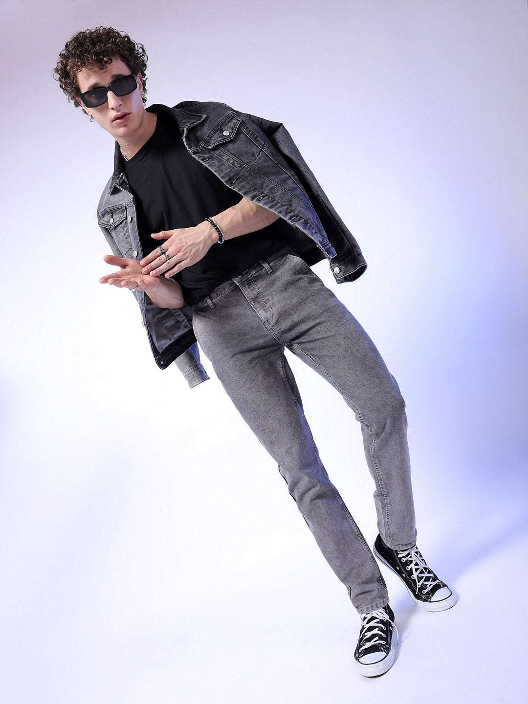 Men's Grey Slim Fit Solid Casual Jeans - Image 2