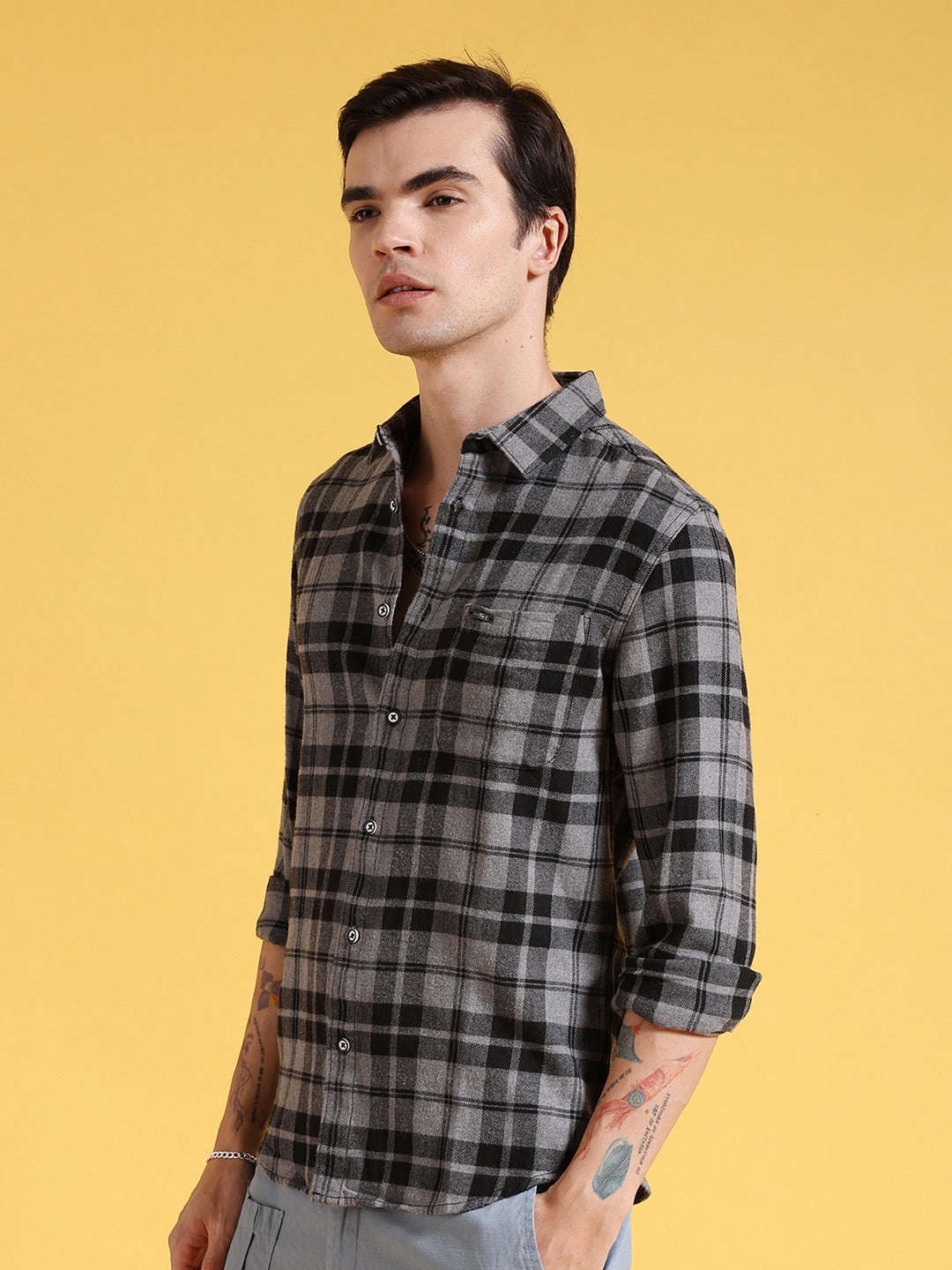 Men's Grey Slim Fit Checkered Casual Shirt - Image 4