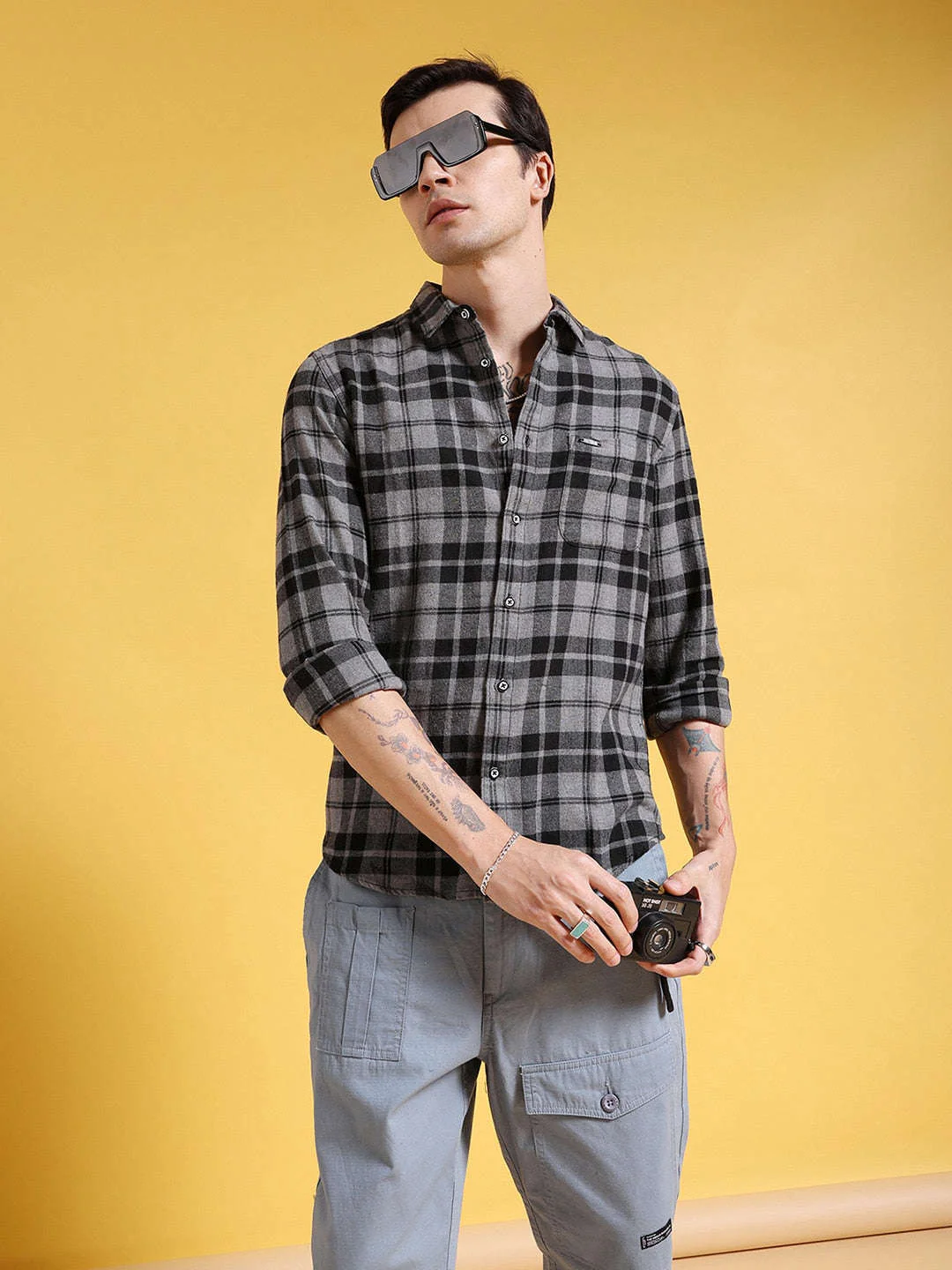 Men's Grey Slim Fit Checkered Casual Shirt - Image 5