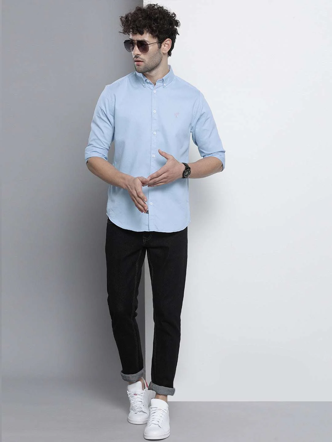 Men's Blue Slim Fit Solid Casual Shirt - Image 3
