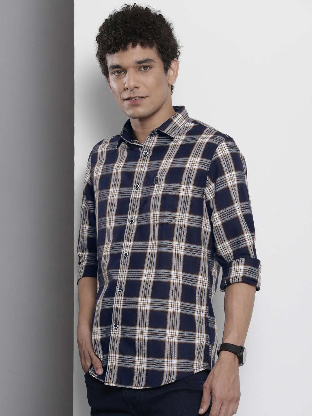 Men's Navy Blue Regular Fit Checkered Casual Shirt - Image 6