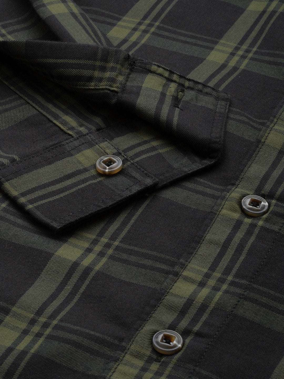 Men's Black Regular Fit Checkered Casual Shirt - Image 4