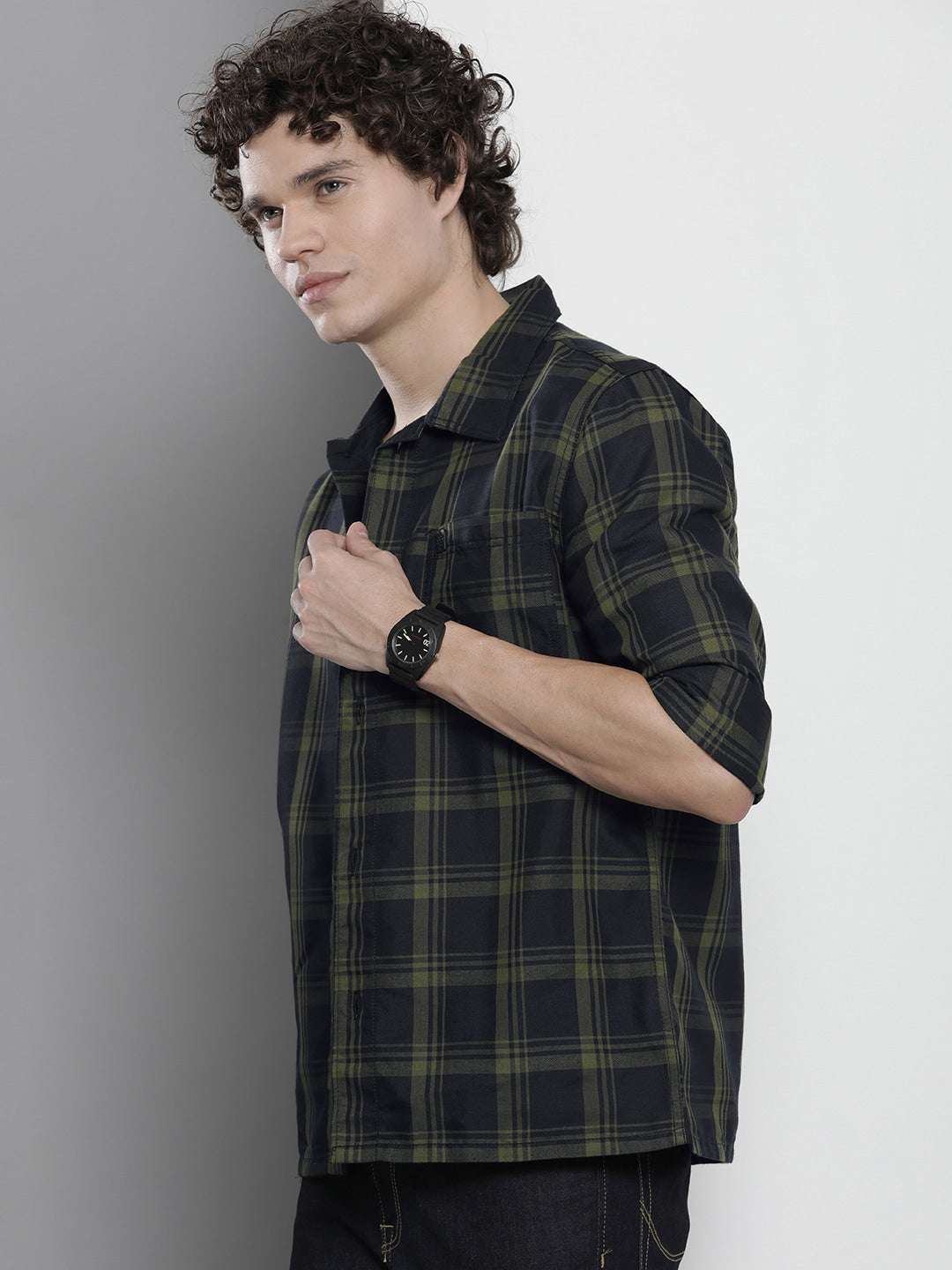 Men's Black Regular Fit Checkered Casual Shirt - Image 5