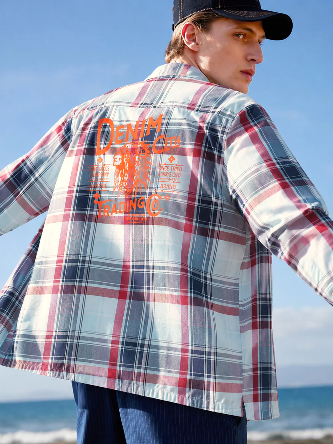 Men's Blue Regular Fit Checkered Casual Shirt