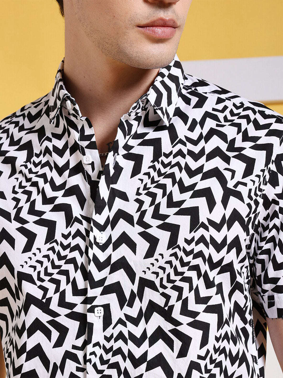 Men's Black Slim Fit Printed Casual Shirt - Image 3