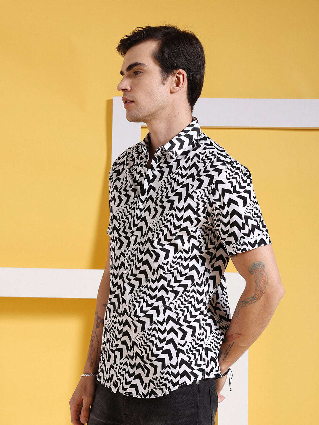 Men's Black Slim Fit Printed Casual Shirt - Image 4