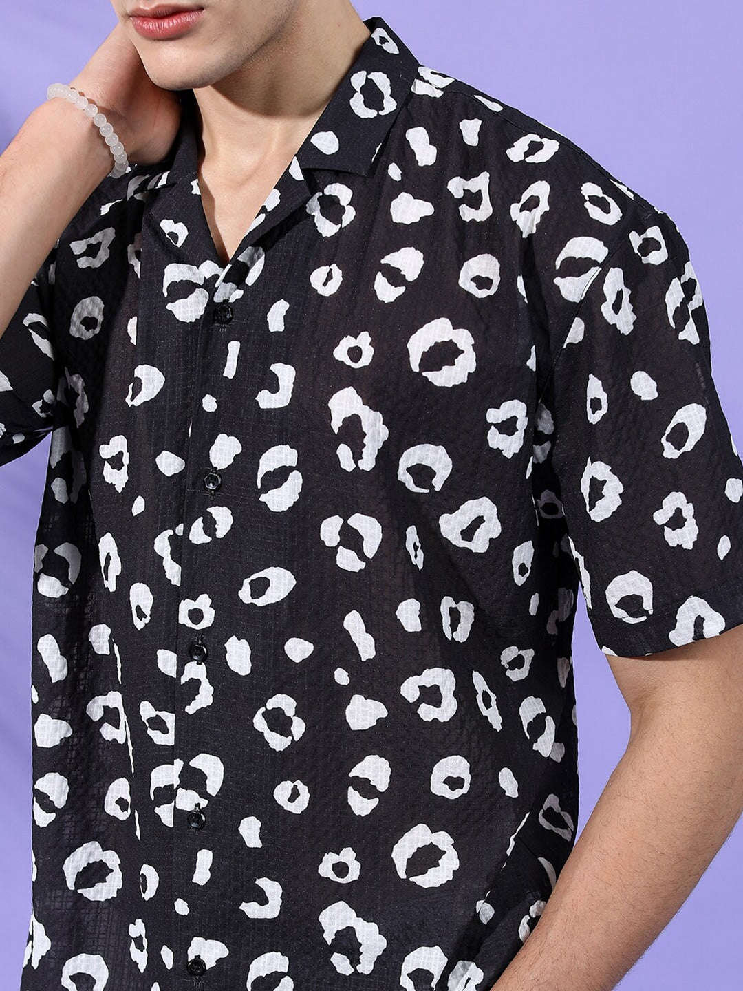 Men's Black Relaxed Fit Printed Casual Shirt - Image 3
