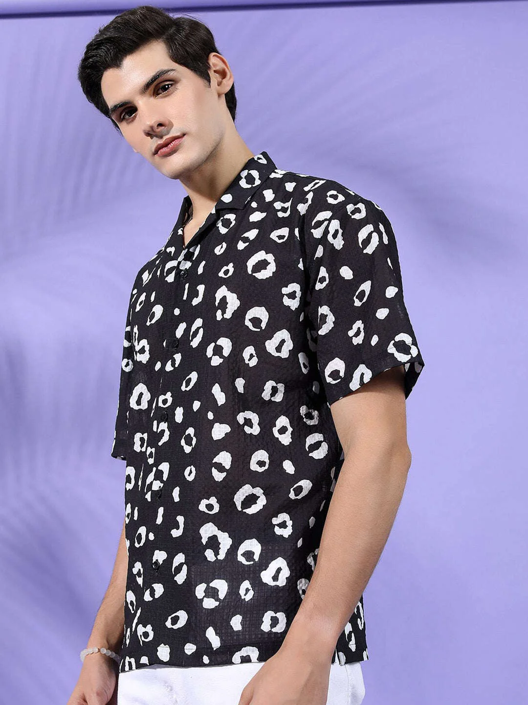 Men's Black Relaxed Fit Printed Casual Shirt - Image 4