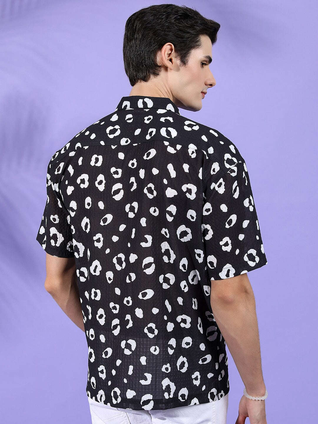 Men's Black Relaxed Fit Printed Casual Shirt - Image 6