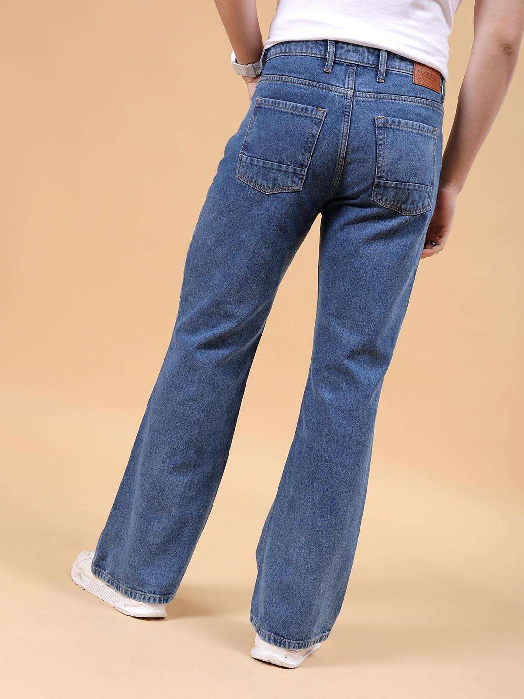Men's Blue Bootcut Loose Fit Solid Mid-Rise Jeans - Image 3