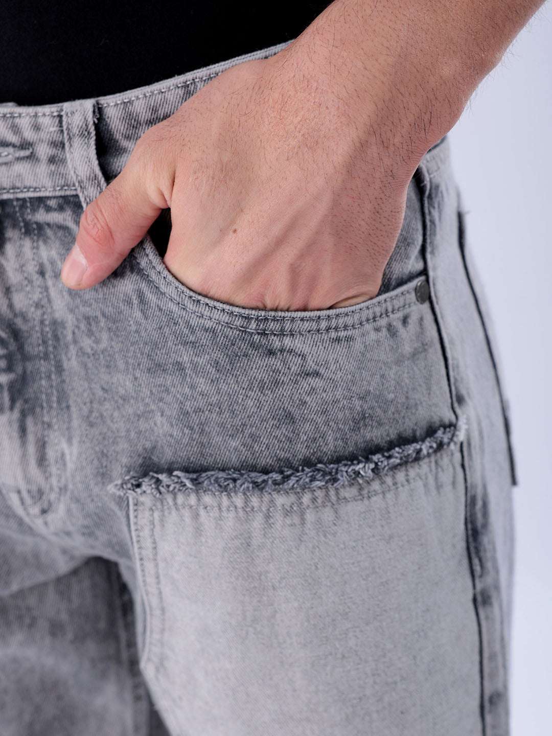 Men's Grey Regular Fit Solid Casual Jeans - Image 6