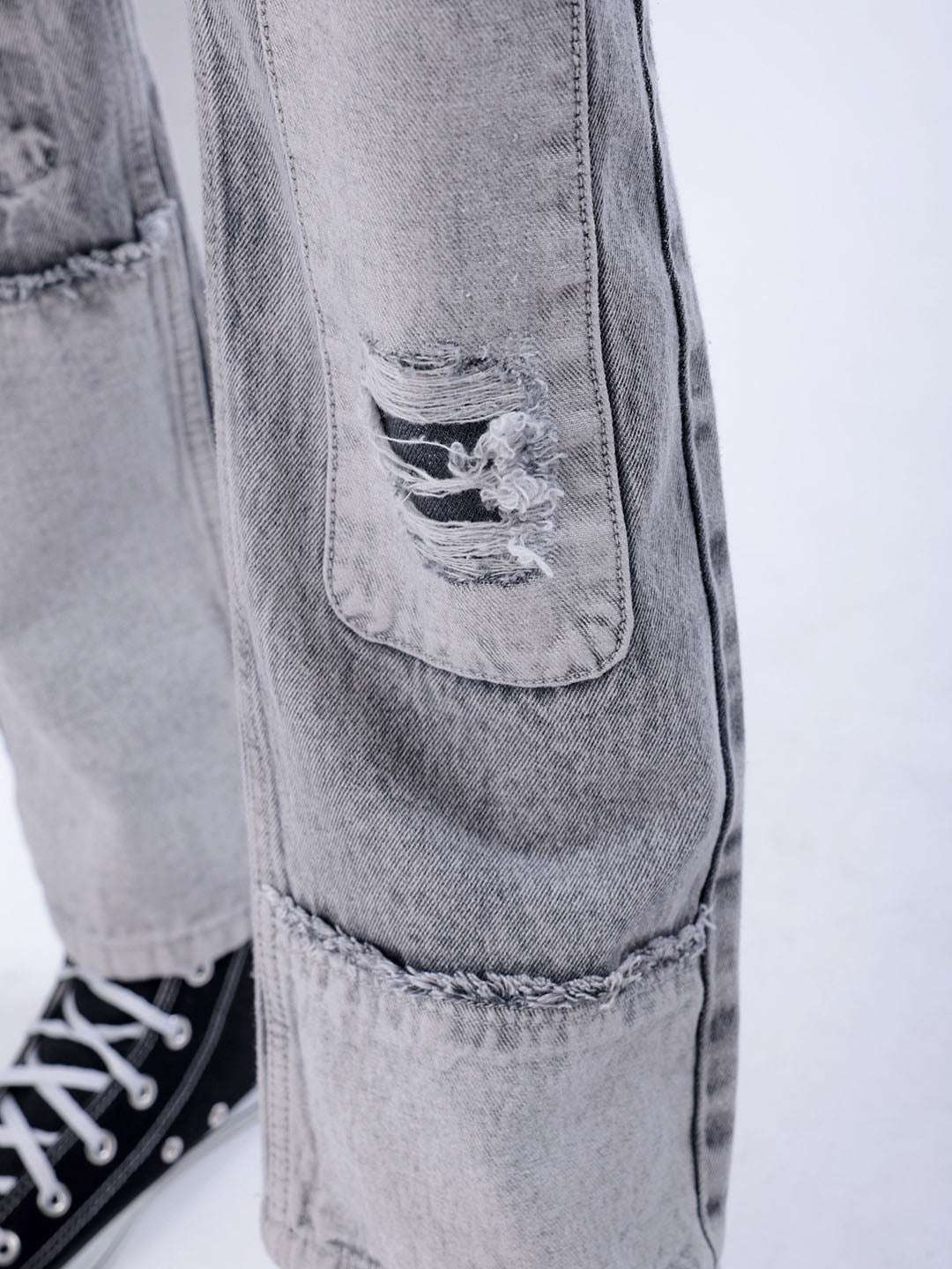 Men's Grey Regular Fit Solid Casual Jeans - Image 7