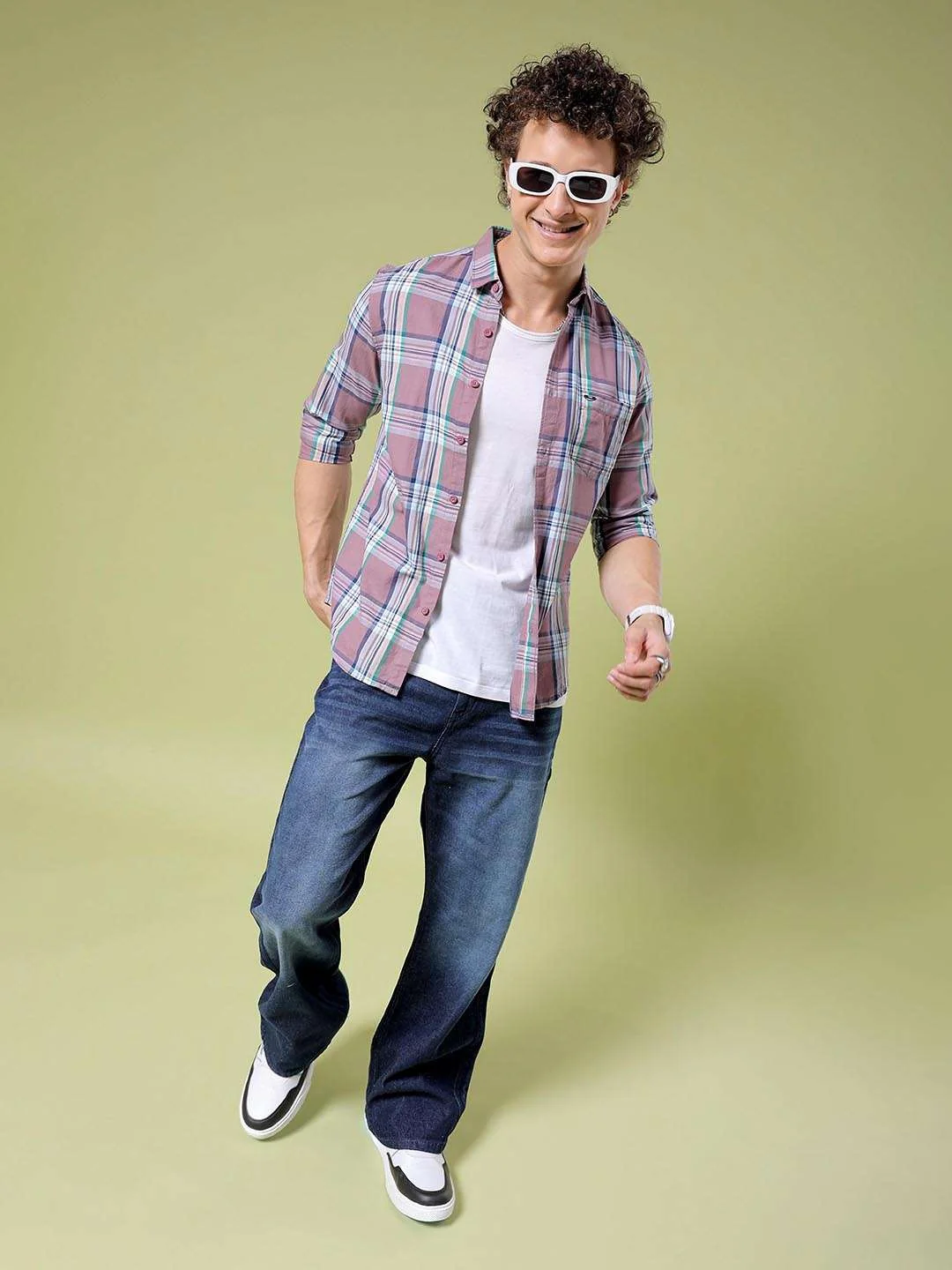 Men's Purple Slim Fit Checkered Casual Shirt - Image 3