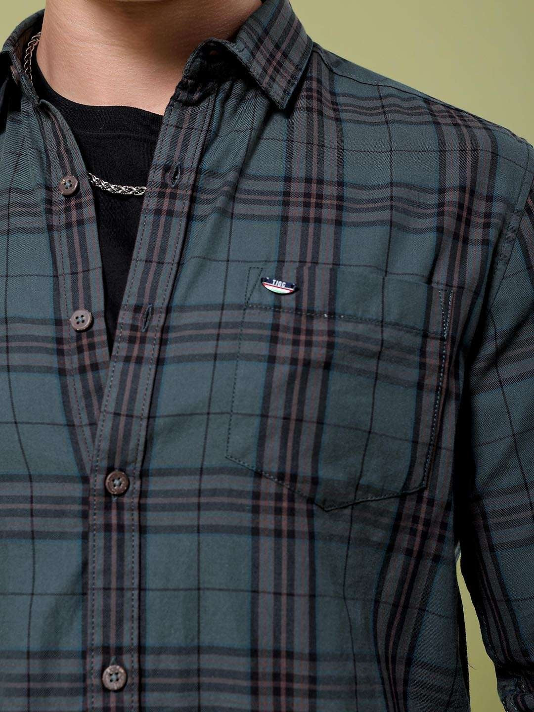 Men's Green Slim Fit Checkered Casual Shirt - Image 6