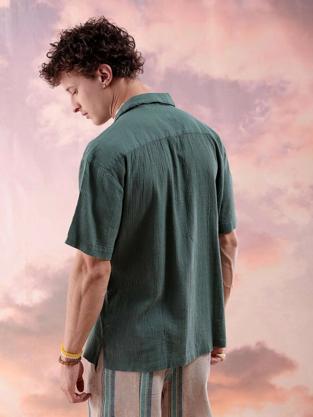 Men's Olive Relaxed Fit Solid Casual Shirt - Image 4