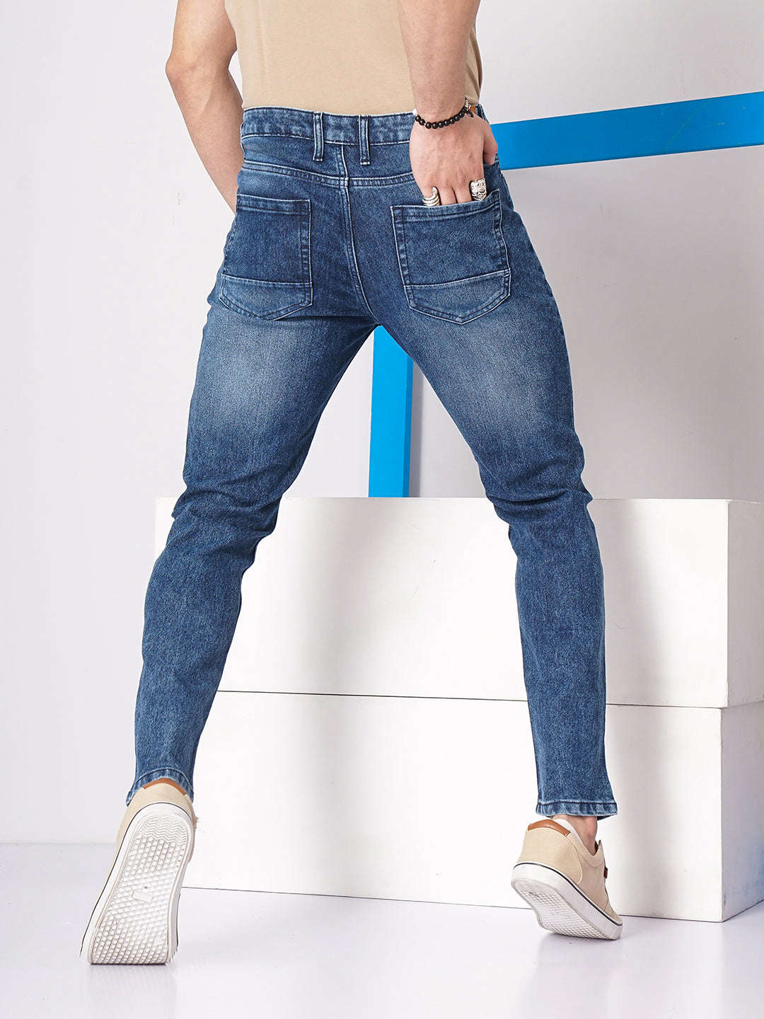 Men's Blue Slim Fit Solid Low-Rise Stretchable Jeans - Image 5