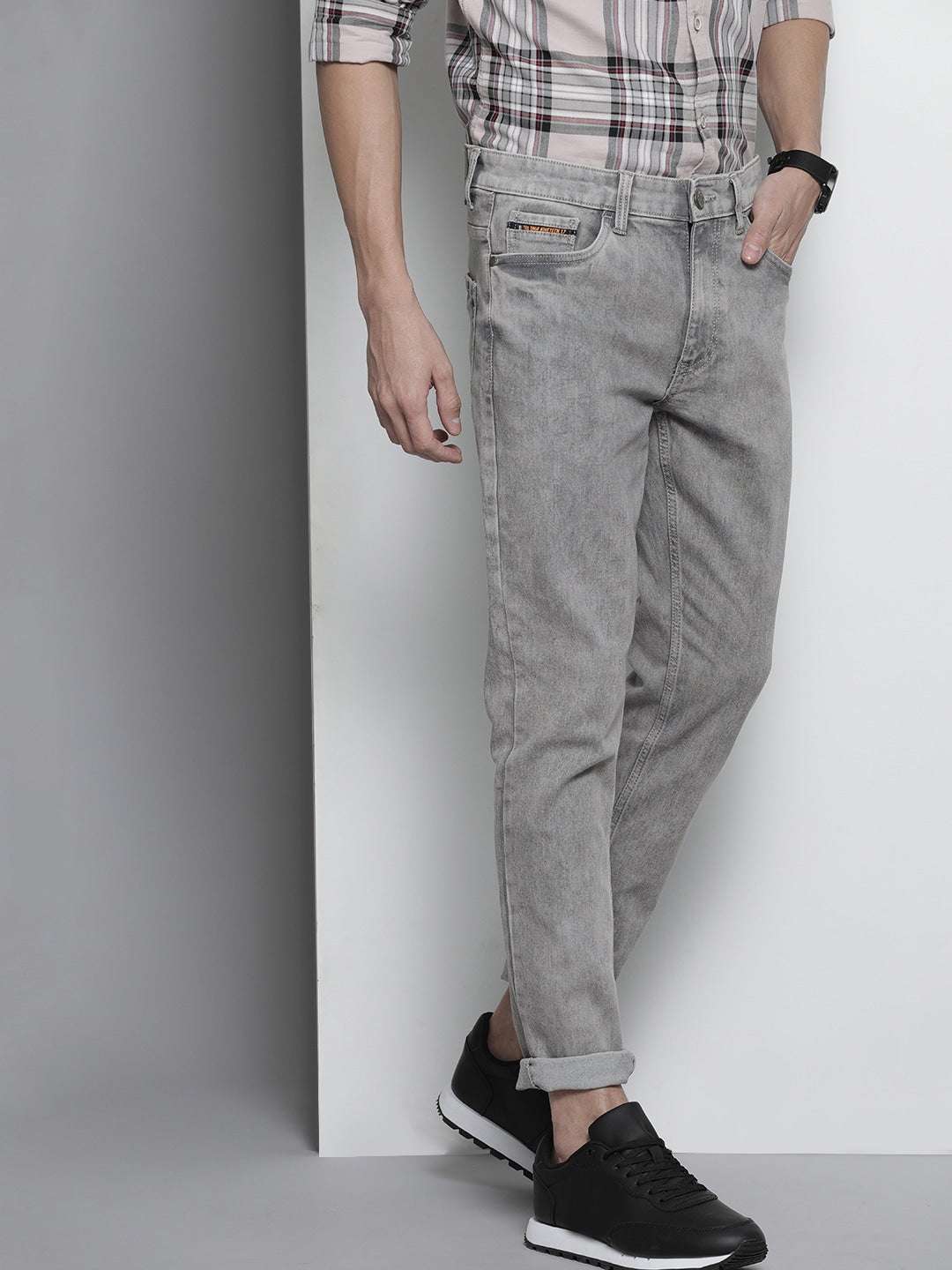 Men's Grey Slim Fit Solid Mid-Rise Stretchable Jeans - Image 2