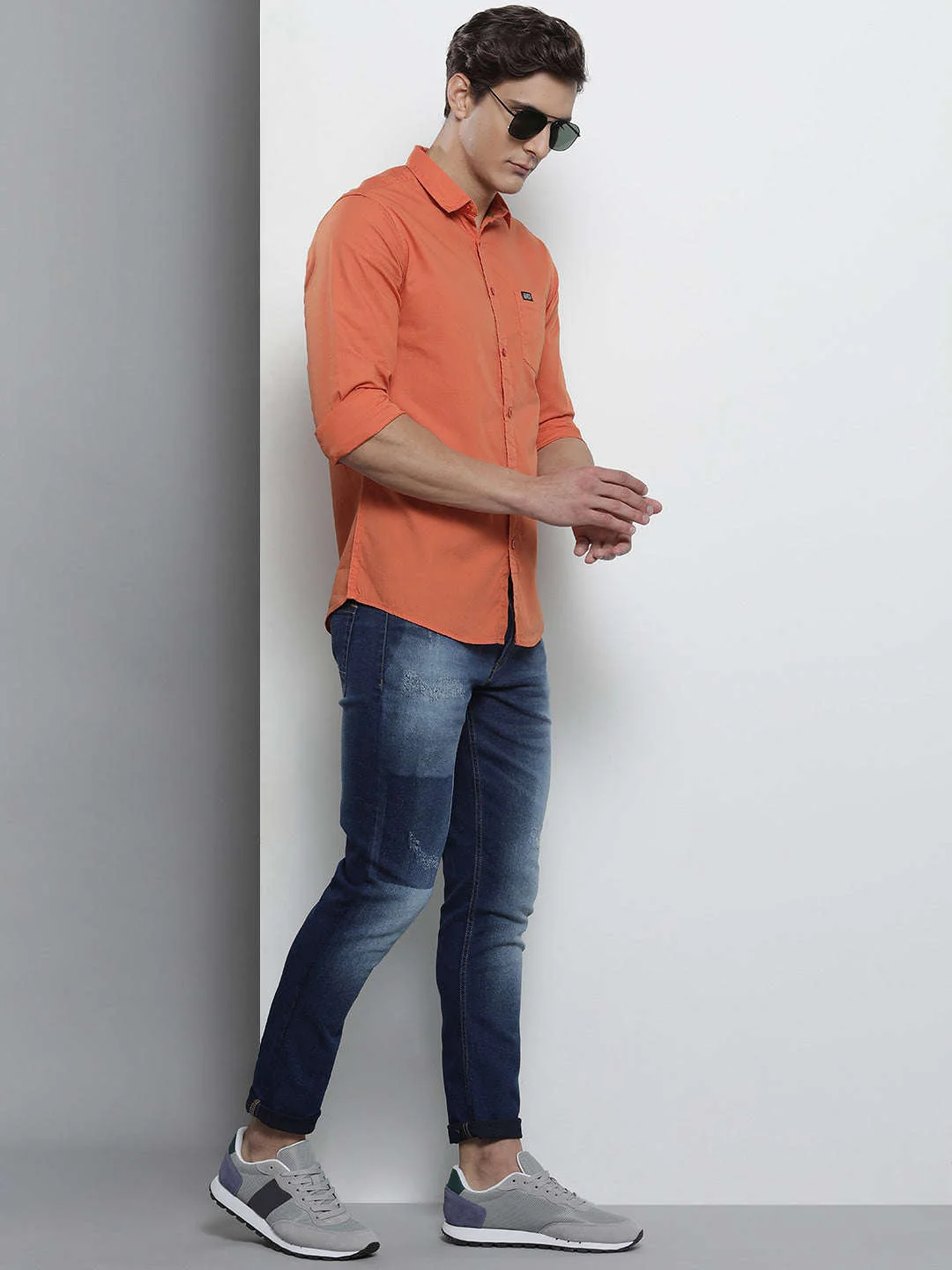 Men's Blue Slim Fit Solid Casual Jeans - Image 5