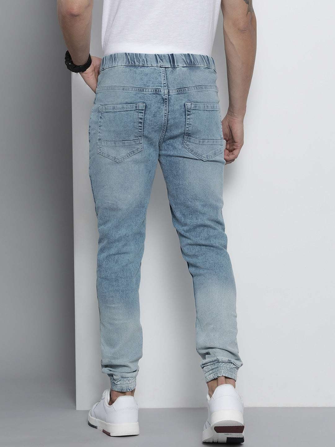 Men's Blue Slim Fit Overdyed Mid-Rise Stretchable Denim Joggers - Image 3