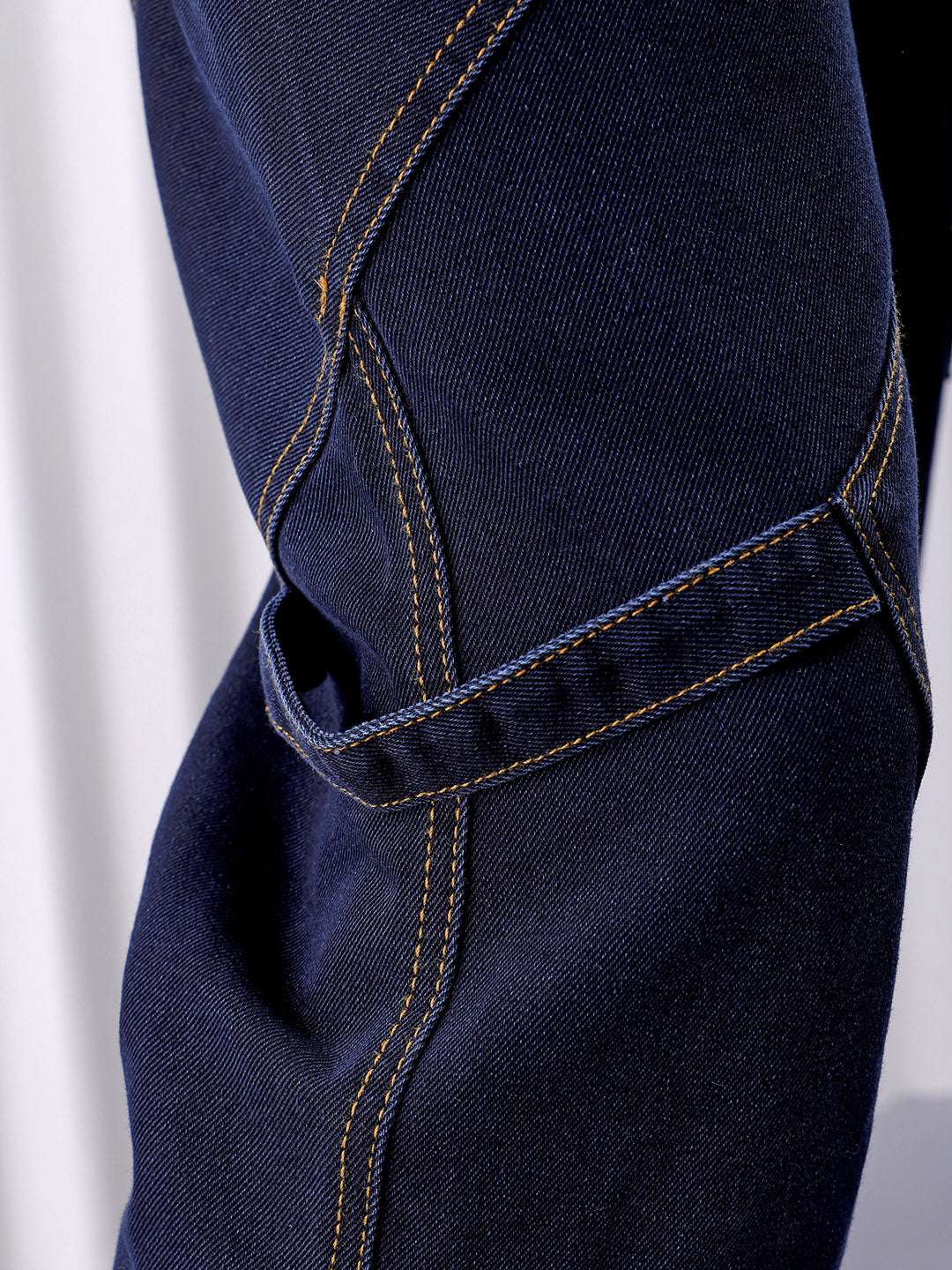 Men's Dark Blue Relaxed Fit Solid Utility Jeans - Image 7