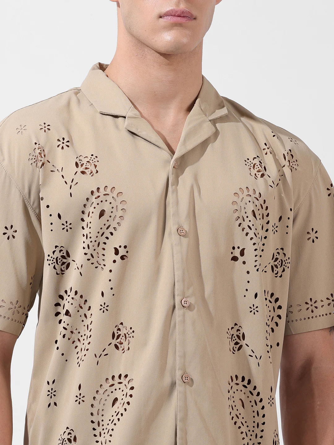 Men's Beige Relaxed Fit Solid  Resort Wear Shirt - Image 7