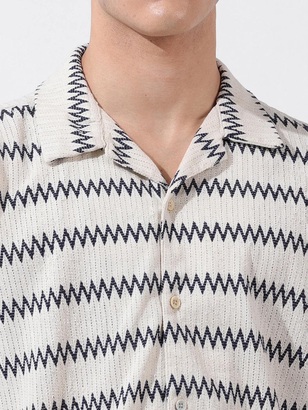Men's Beige Relaxed Fit Textured Textured Shirt - Image 6