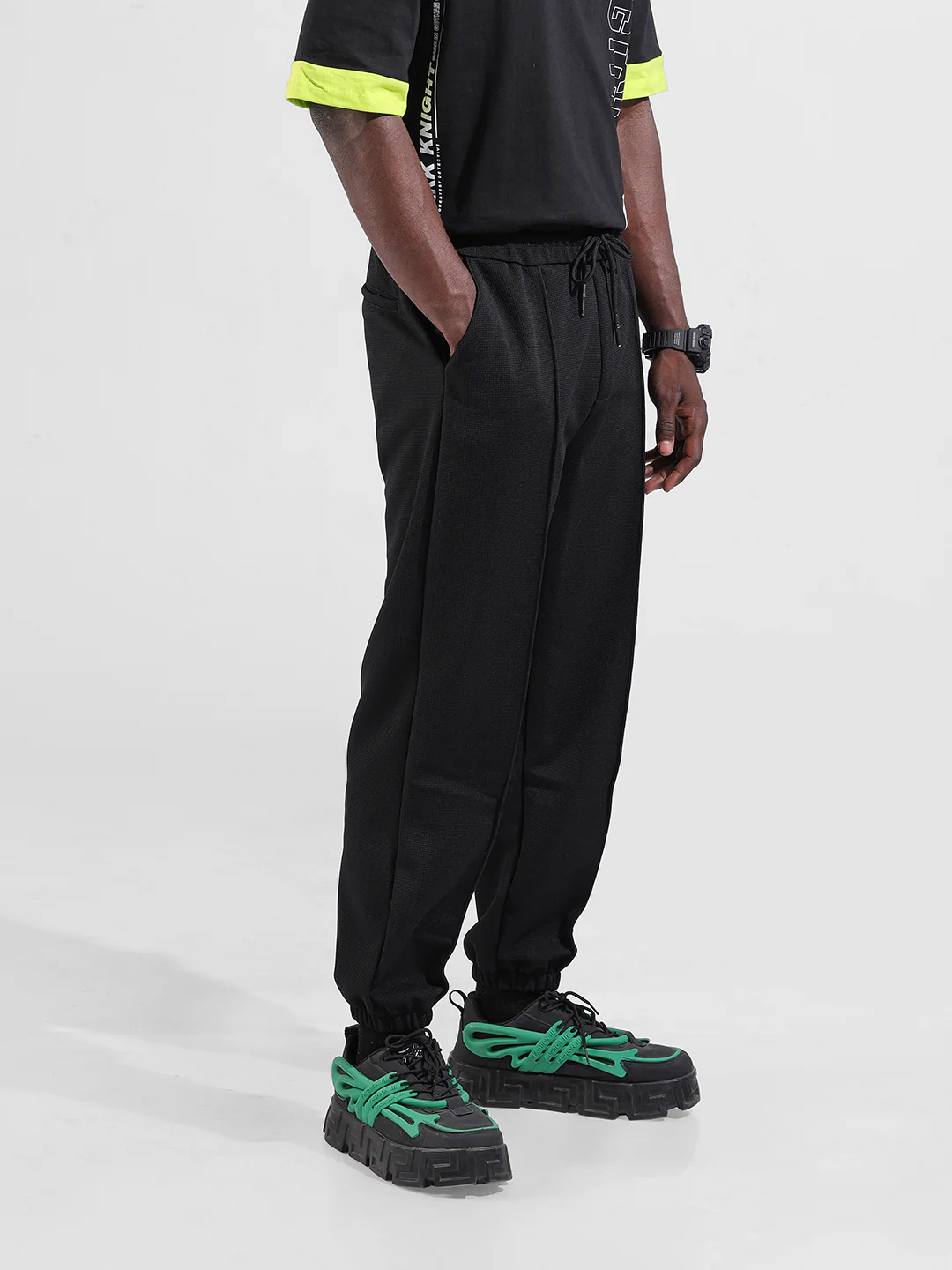 Men's Black Loose Fit Textured Athletic  Jogger - Image 6
