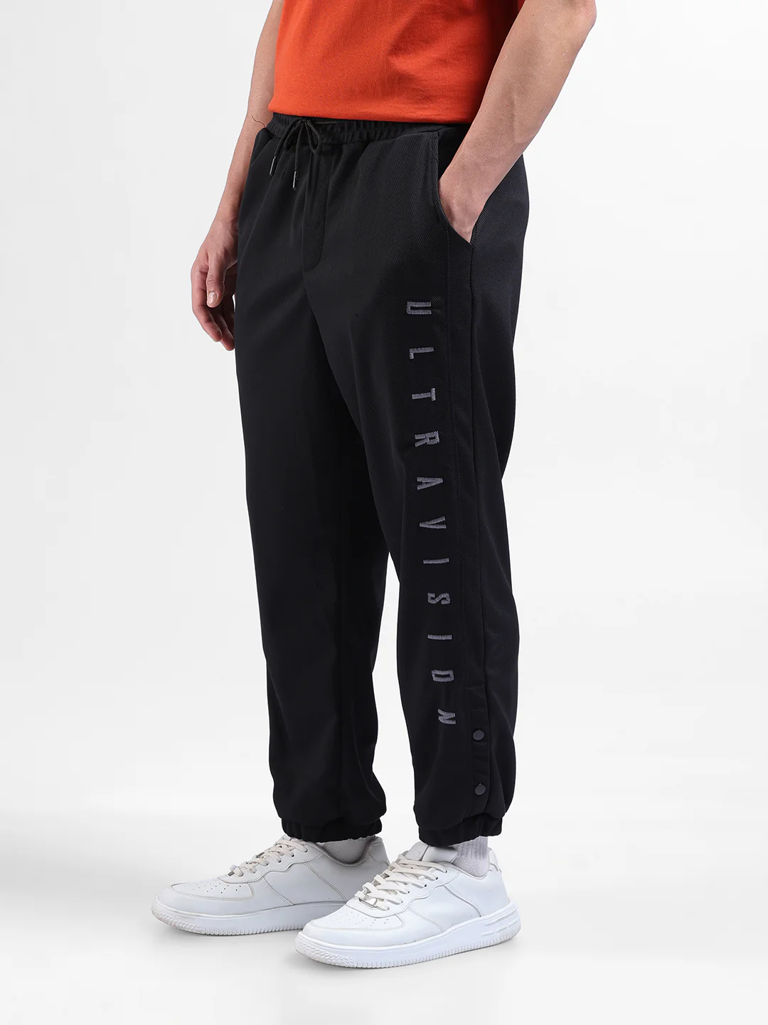 Men's Black Relaxed Fit Embroided Street Wear Jogger - Image 2