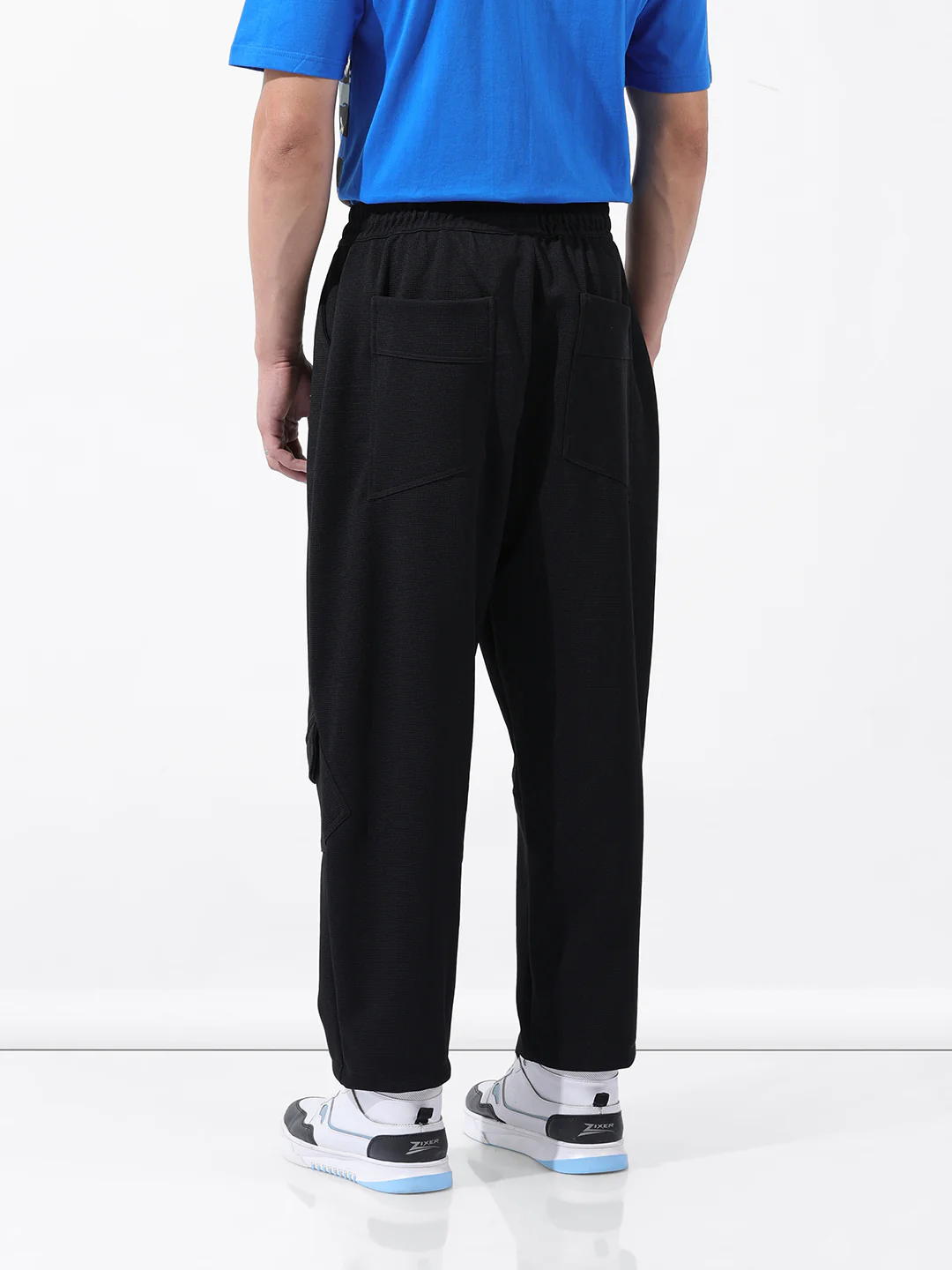 Men's Black Relaxed Fit Solid Athletic  Jogger - Image 2