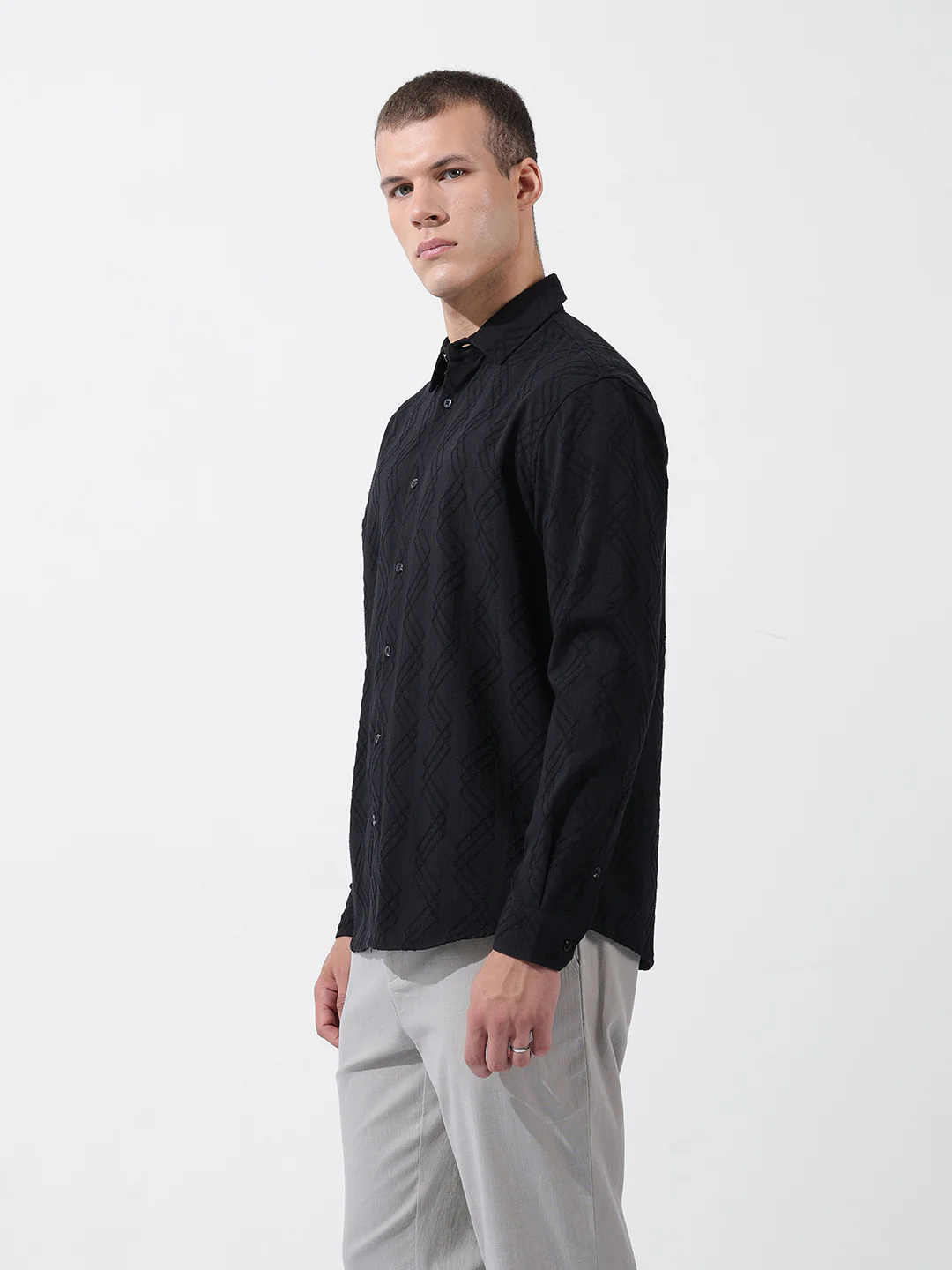 Men's Black Relaxed Fit Solid Resort Wear Shirt - Image 3