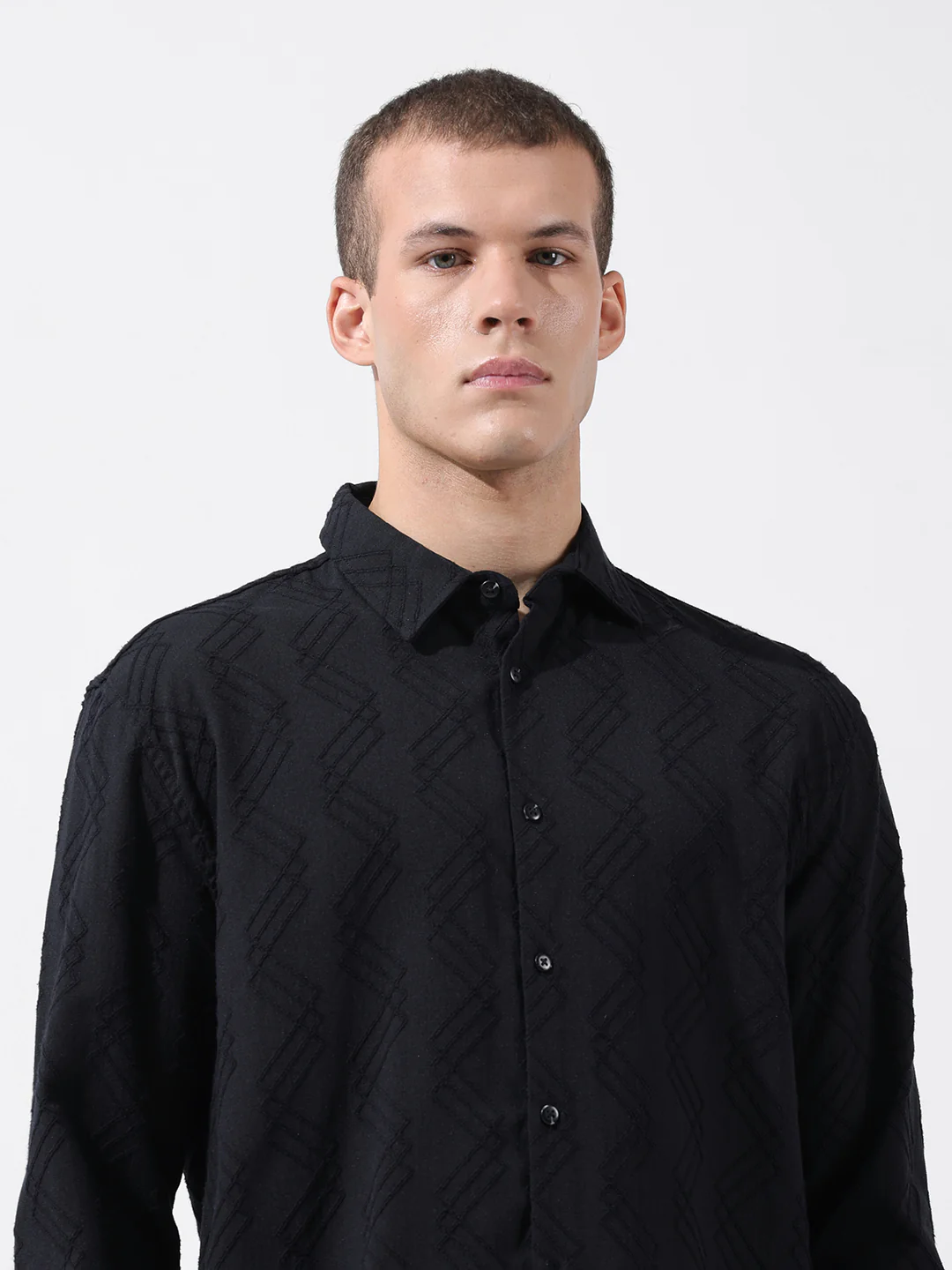 Men's Black Relaxed Fit Solid Resort Wear Shirt - Image 5