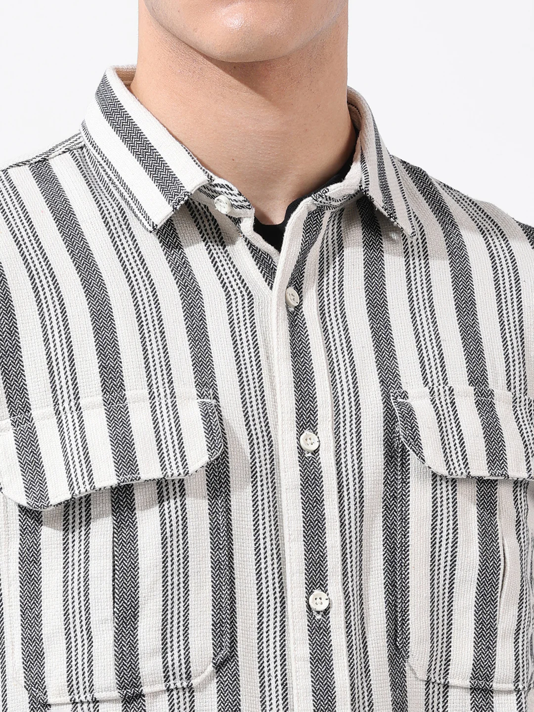 Men's Black Relaxed Fit Striped Casual Shirt - Image 6