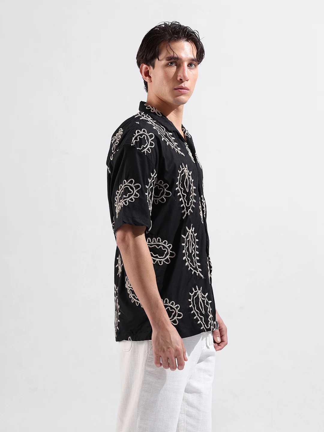 Men's Black Relaxed Fit Textured Embroidered Shirt - Image 2