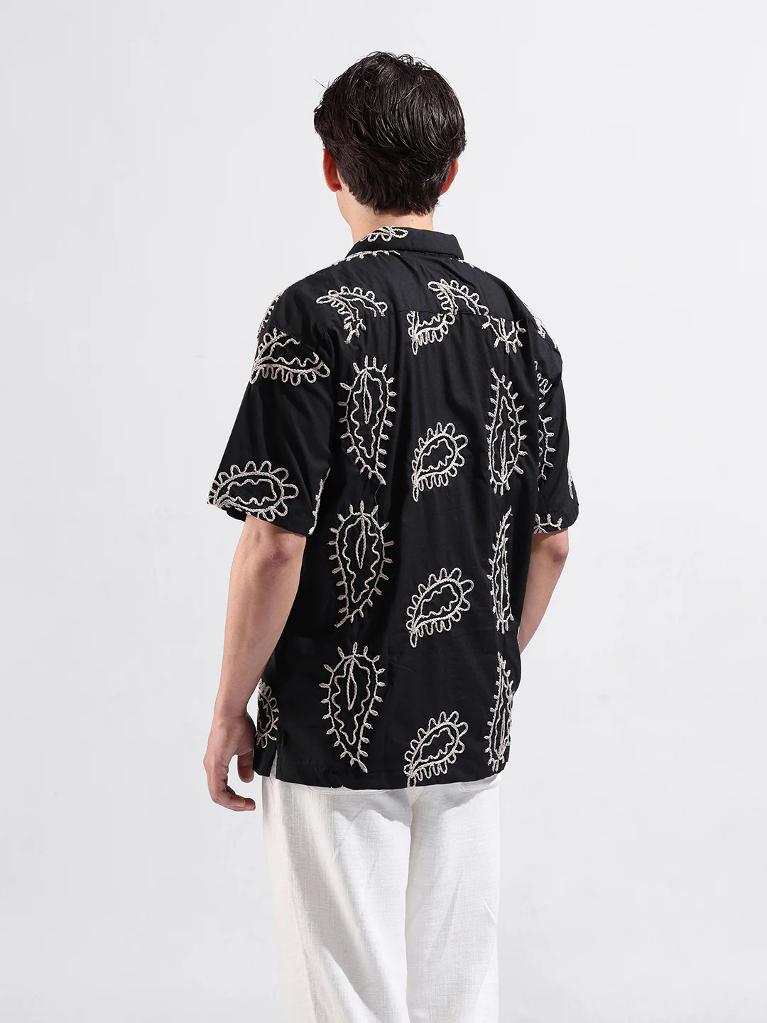 Men's Black Relaxed Fit Textured Embroidered Shirt - Image 4