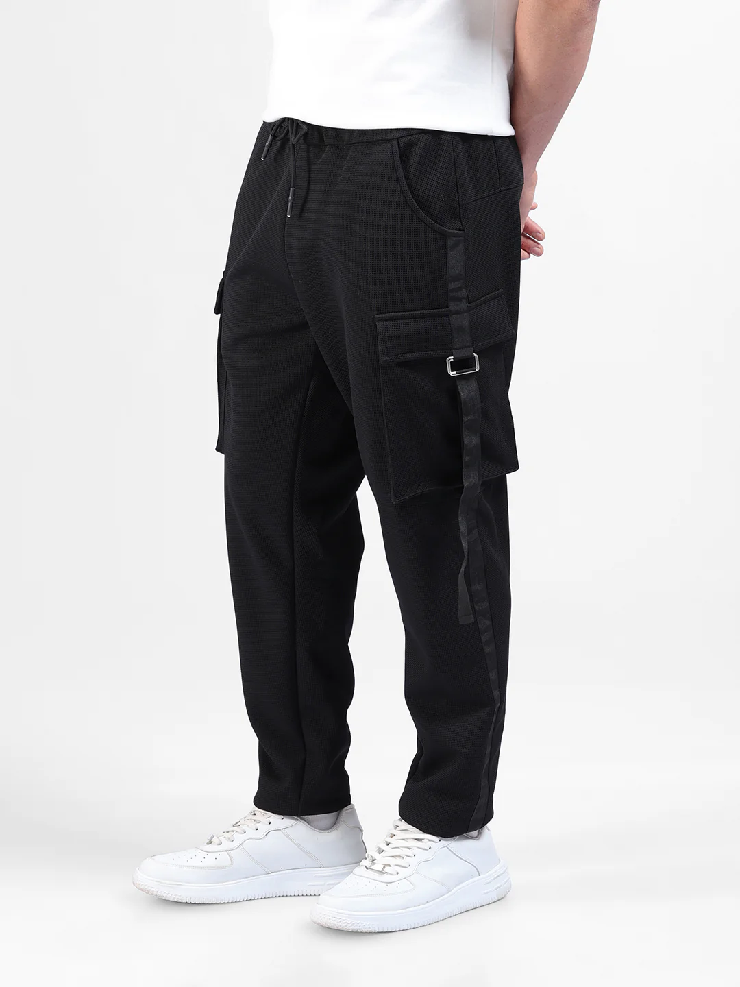 Men's Black Relaxed Fit Solid Utility Cargo - Image 2