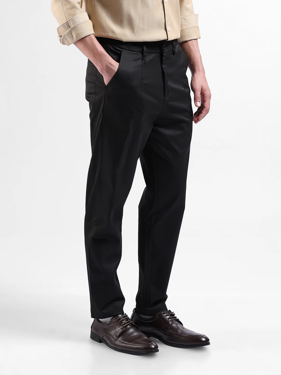 Men's Black Relaxed Fit Solid Casual Trouser - Image 3