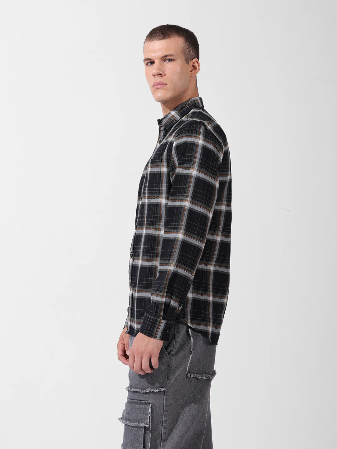 Men's Black Slim Fit Checked Casual Shirt - Image 2